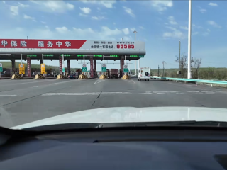 女子提前半个月上高速 成功蹭到五一免费！返程准备赶上十一免费！
