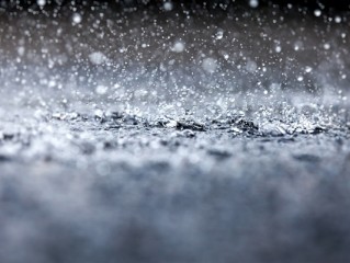 五一假期返程高峰天气大变脸 大风暴雨沙尘暴三预警齐发！