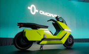 原小鹏汽车创始人打造 OMO X电动摩托首发：支持自动驾驶！