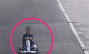 改装“卡丁车”上路兜风 当事人：外孙的玩具闲置很可惜！