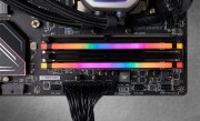 价格比DDR5还贵 三星等大厂已无法回头：DDR4内存还得涨价至少2年！