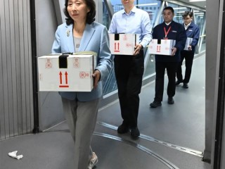 稀世国宝回家了！美国归还流失海外79年的战国帛书！