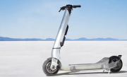 要价21万元！世界最快电动滑板车问世：极速超160km/h！